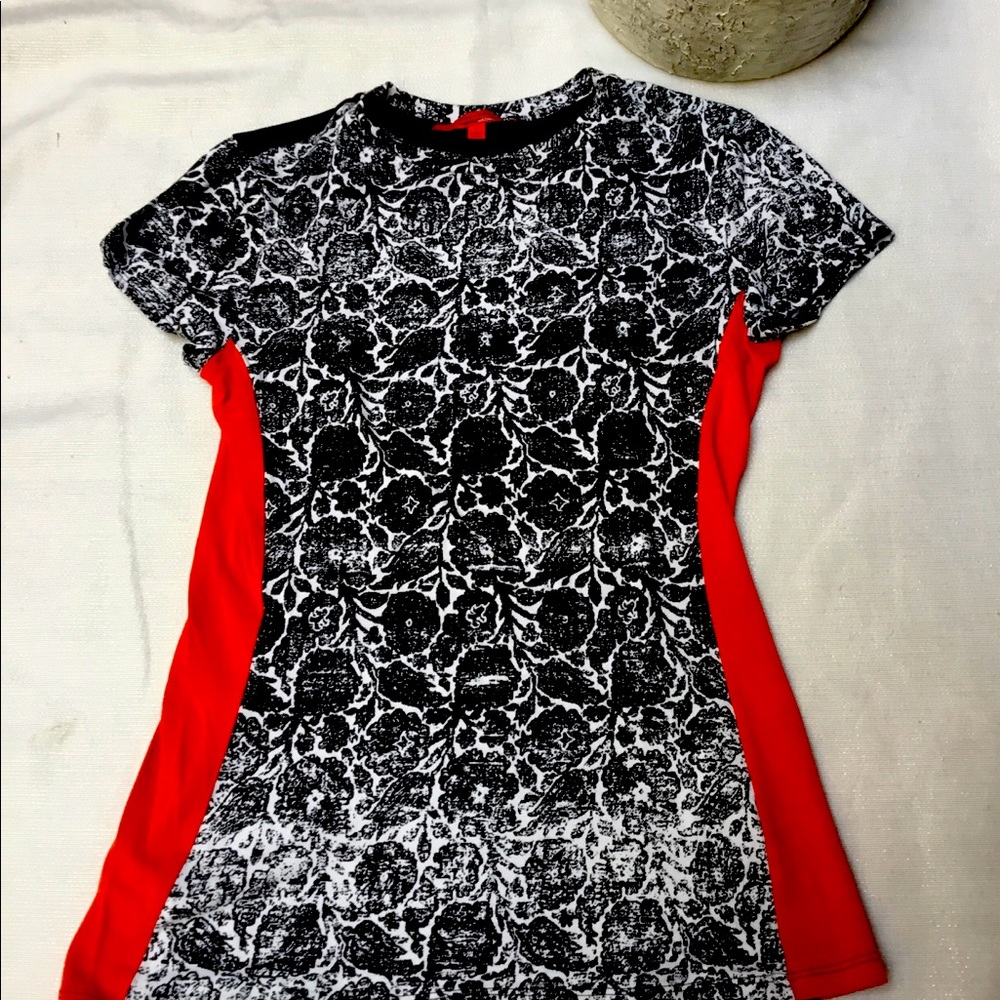 Roberto Rodriguez black/red top limited edition